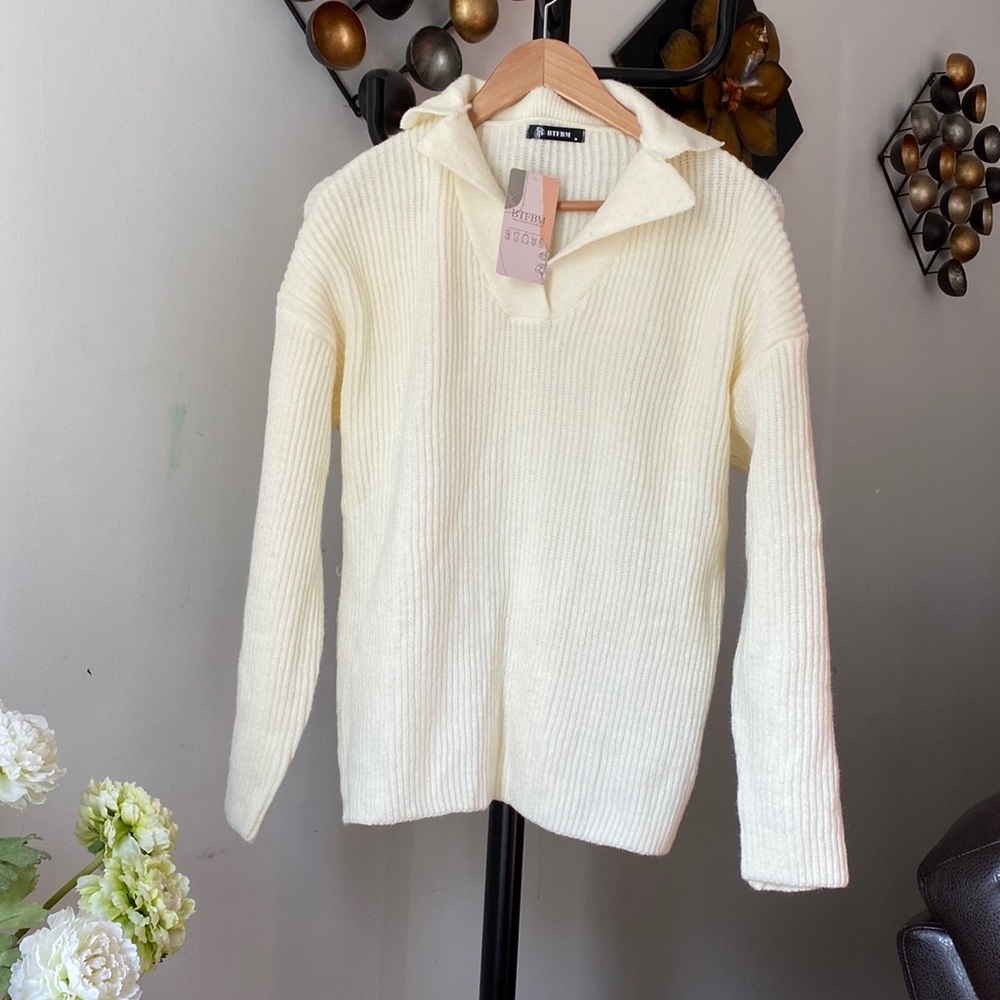 BTFBM Womens Cream Long Sleeve Sweater
New